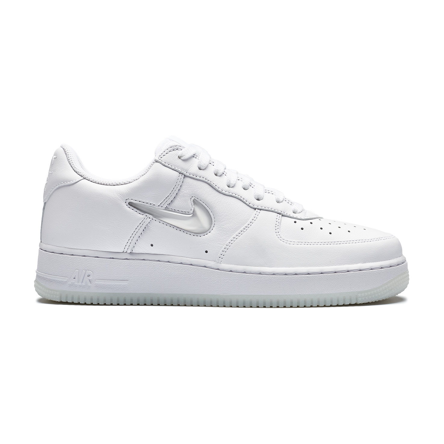 Купить NIKE Air Force 1 Low Retro за 22 990 рублей в Москве и с доставкой по России