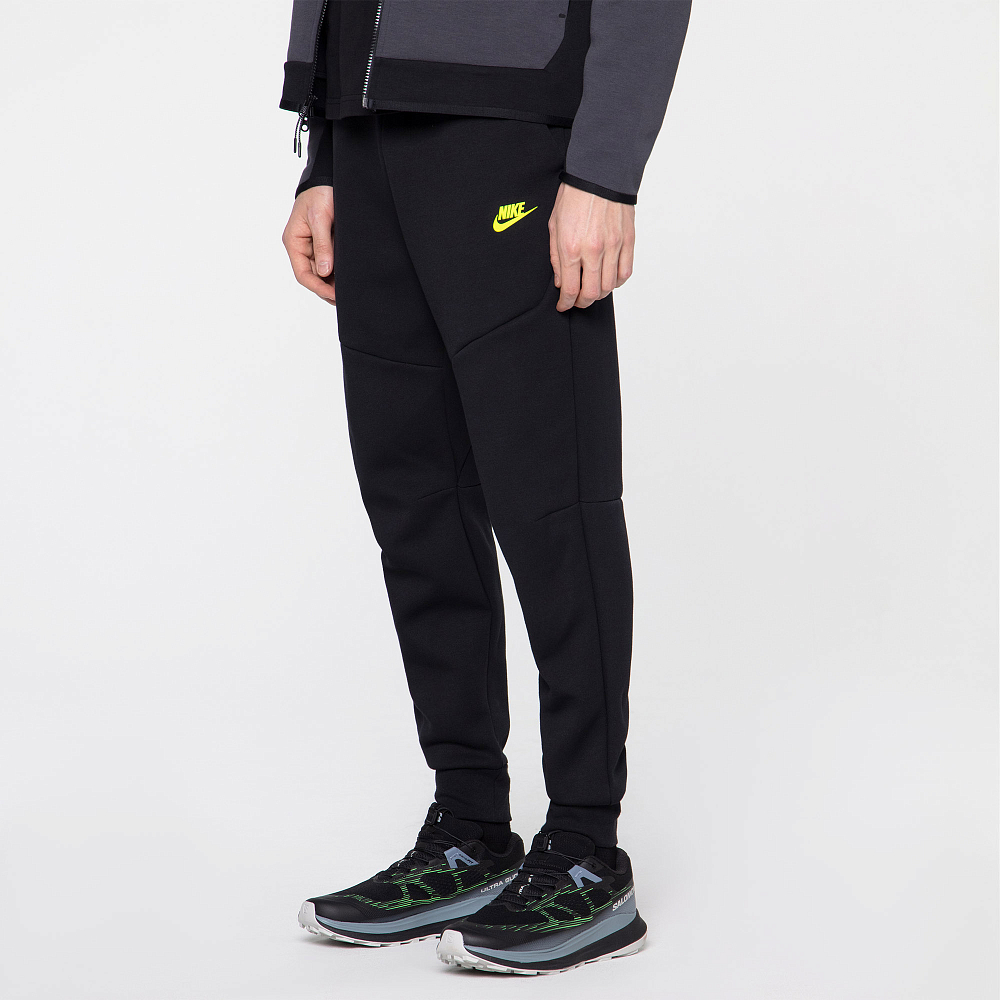 Купить NIKE Мужские брюки Nike Sportswear Tech Fleece Pant за 14 999 рублей в Москве и с доставкой по России