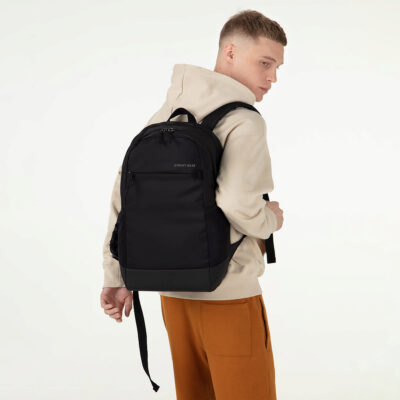 Купить Рюкзак Street Beat City Backpack за 3 999 рублей с доставкой по России