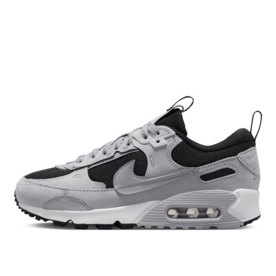 Купить Женские кроссовки Air Max 90 Futura за 23 999 рублей с доставкой по России