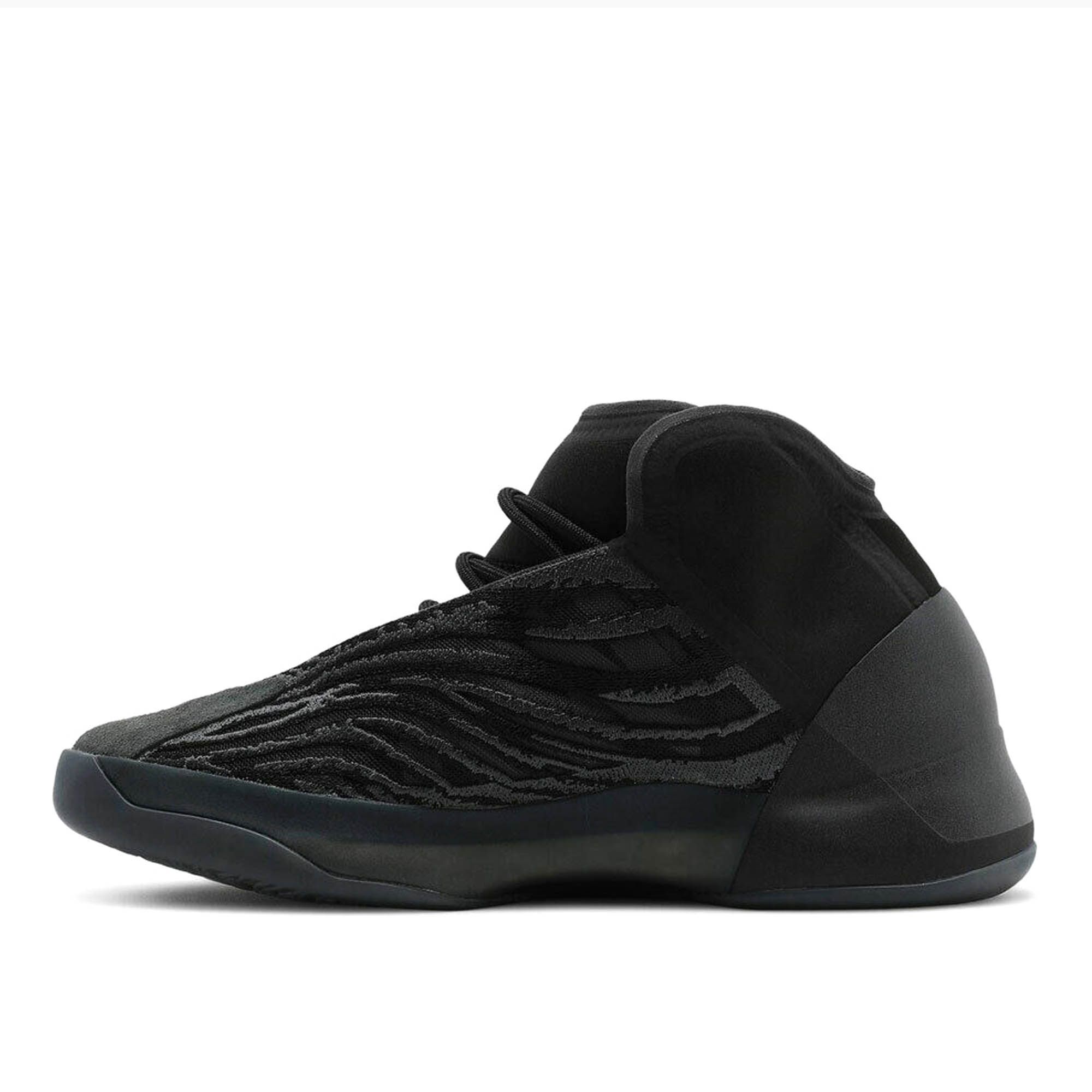 Купить ADIDAS Кроссовки adidas Yeezy QNTM Quantum за 9 399 рублей в Москве и с доставкой по России