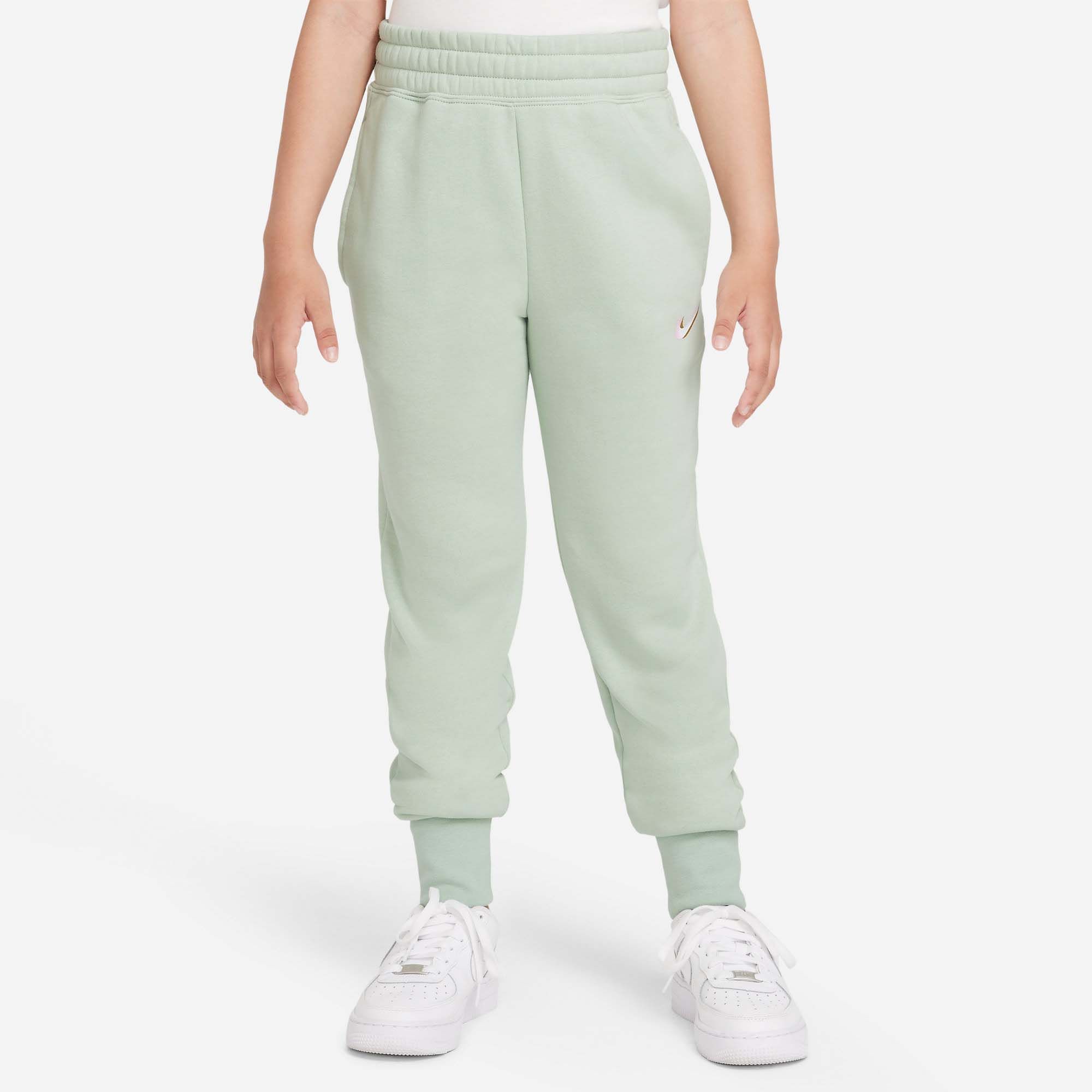Купить NIKE Подростковые брюки Nike Sportswear Club Pants за 2 299 рублей в Москве и с доставкой по России