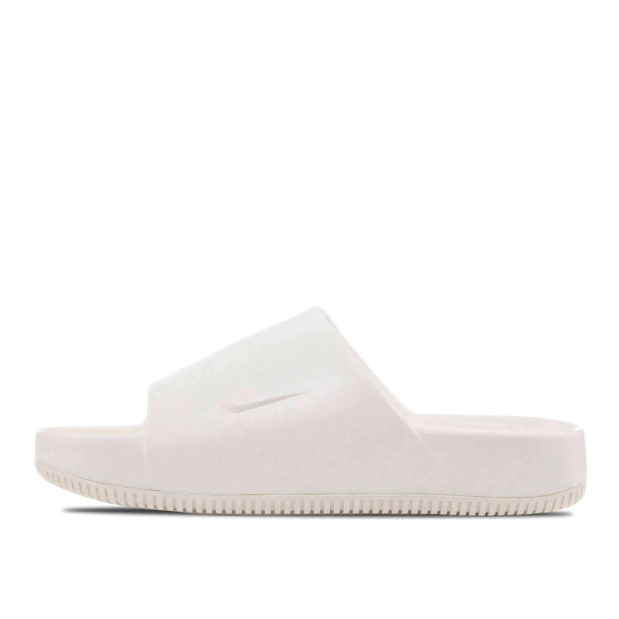 Купить NIKE Мужские сланцы Nike Calm Slide за 8 599 рублей в Москве и с доставкой по России