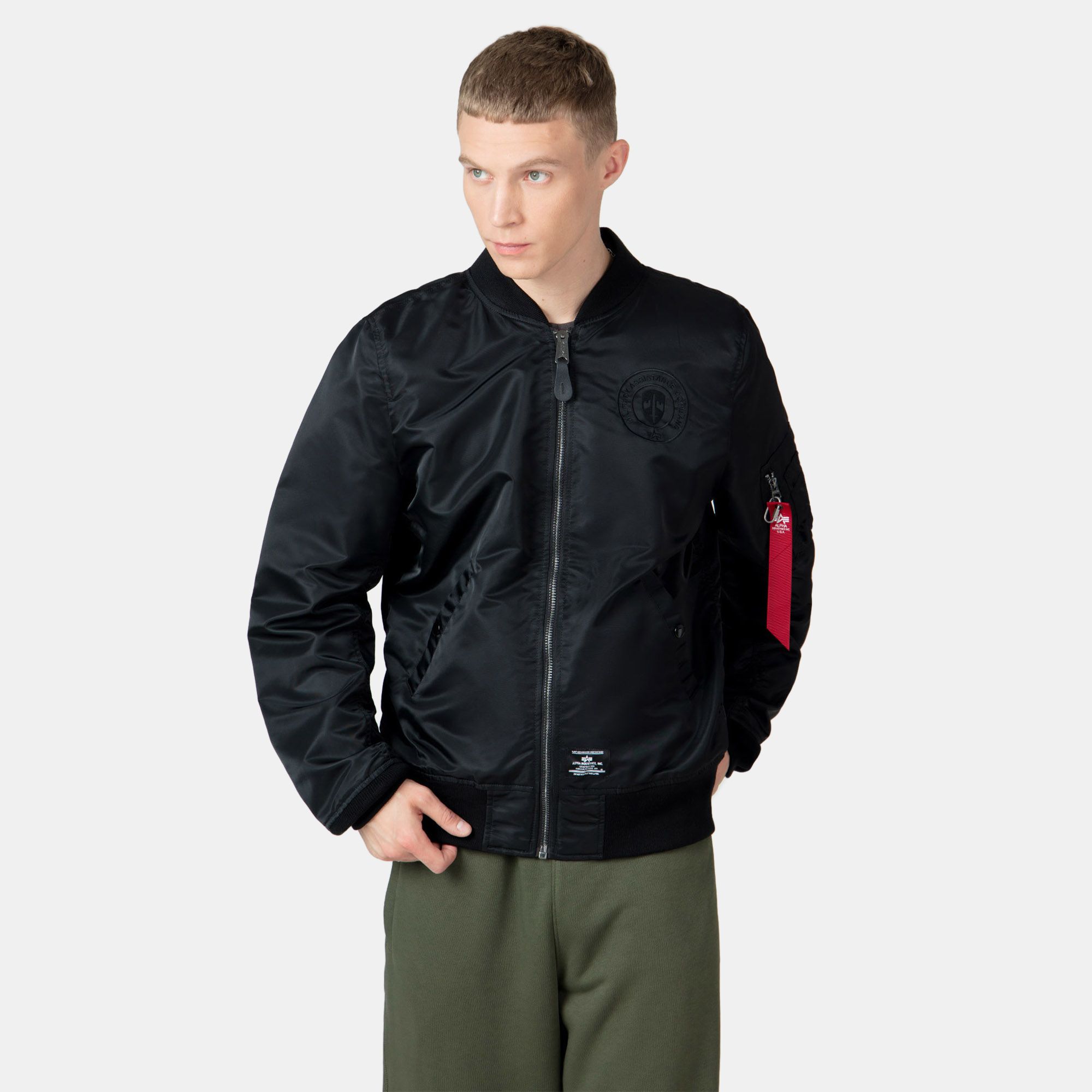 Купить Alpha Industries Мужской бомбер Alpha Industries L-2B Bloodchit Gen II Flight Jacket за 21 899 рублей в Москве и с доставкой по России