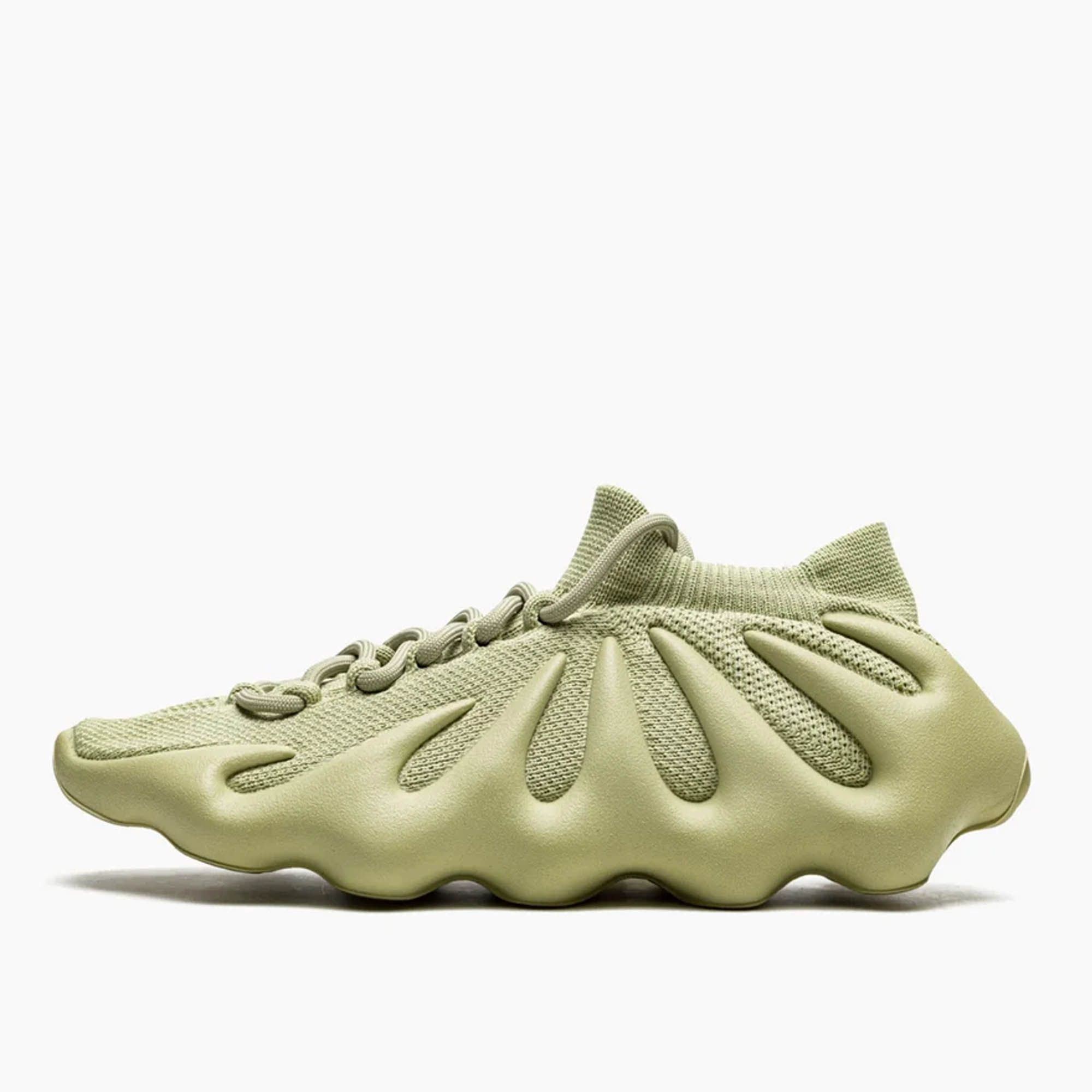 Купить ADIDAS Кроссовки adidas Yeezy 450 за 8 499 рублей в Москве и с доставкой по России