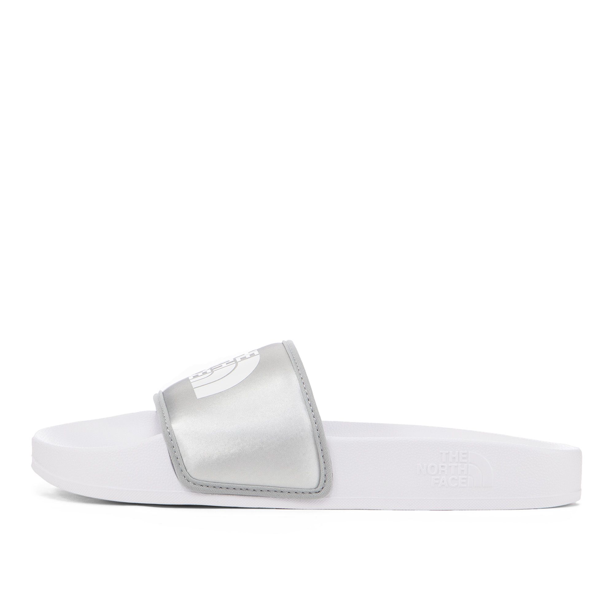 Купить The North Face Женские сланцы Basecamp Slide III за 3 499 рублей в Москве и с доставкой по России