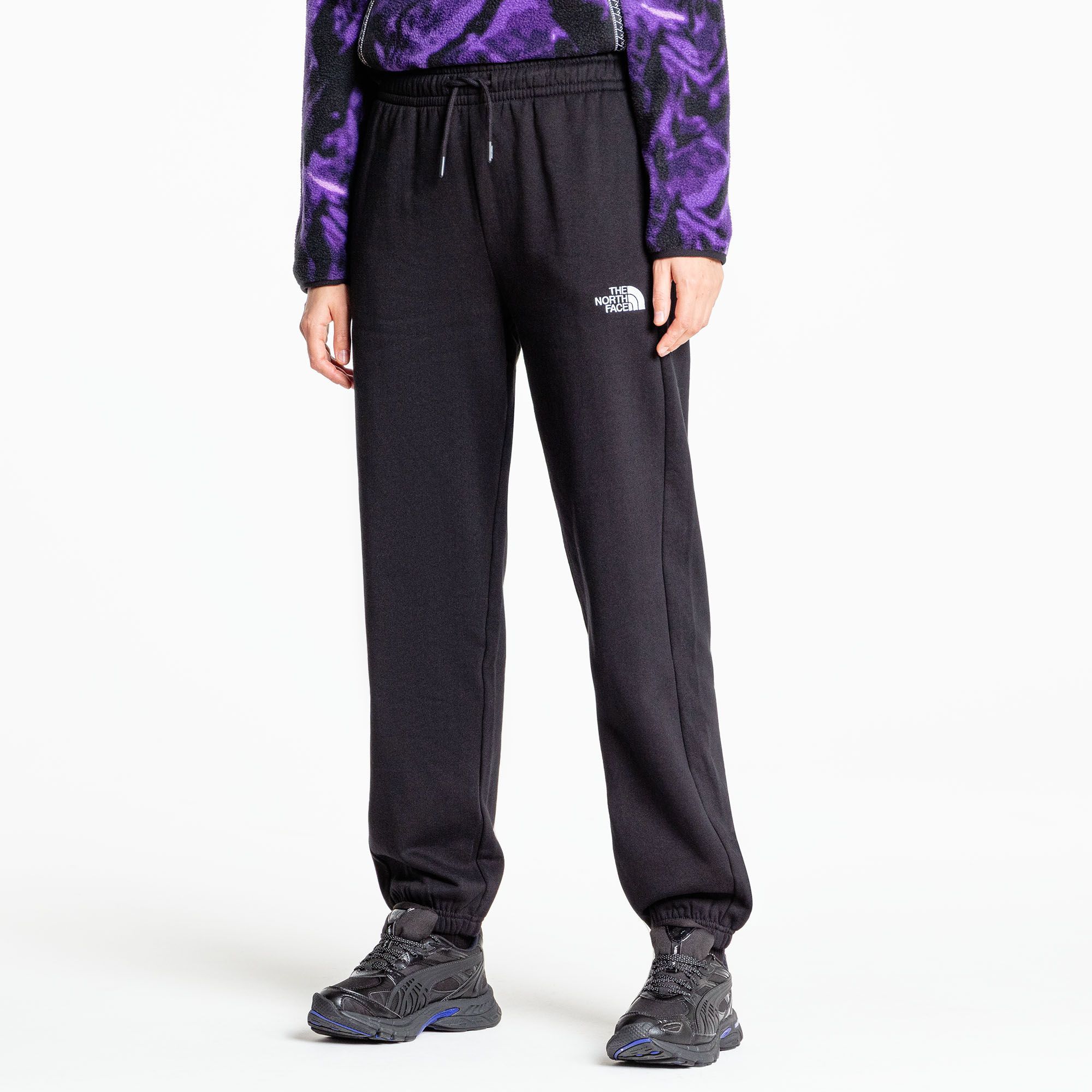 Купить The North Face Брюки  W ESSENTIAL JOGGER TNF BLACK за 6 599 рублей в Москве и с доставкой по России